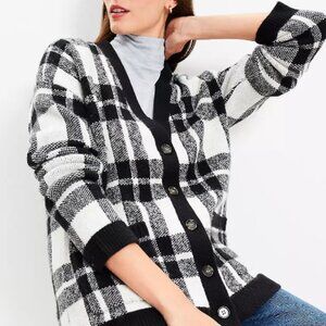 LOFT Plaid Pocket Boyfriend Cardigan